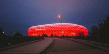 Tillknäppt Champions League-final – En duell mellan ungdomlig fart och rutinerad kyla