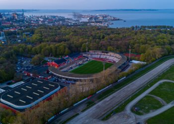 Fotbollssöndag: Drama i Allsvenskan och Premier League